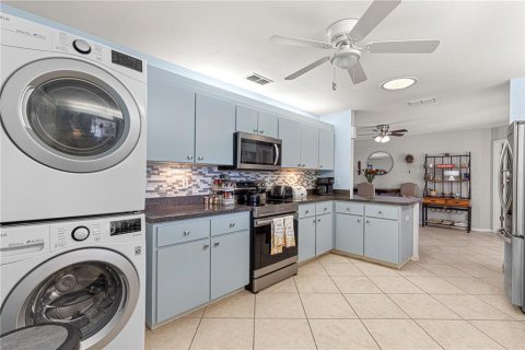 House in Summerfield, Florida 2 bedrooms, 153.47 sq.m. № 2097374 - photo 24
