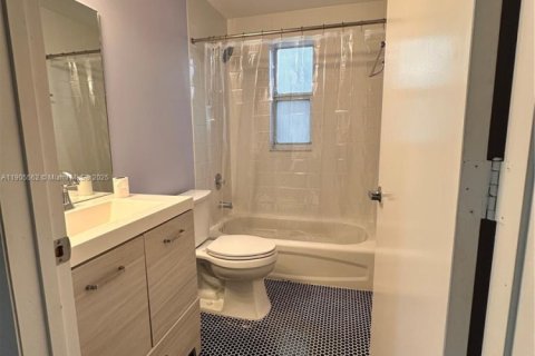 Condominio en venta en Miami Beach, Florida, 1 dormitorio, 49.24 m2 № 2018196 - foto 20