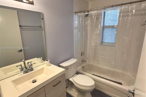 Condominio en venta en Miami Beach, Florida, 1 dormitorio, 49.24 m2 № 2018196 - foto 18