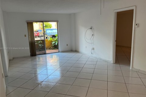 Copropriété à louer à Miami, Floride: 2 chambres, 73.67 m2 № 1956780 - photo 10