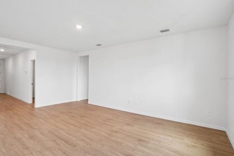 Villa ou maison à vendre à Auburndale, Floride: 3 chambres, 138.52 m2 № 2202176 - photo 3