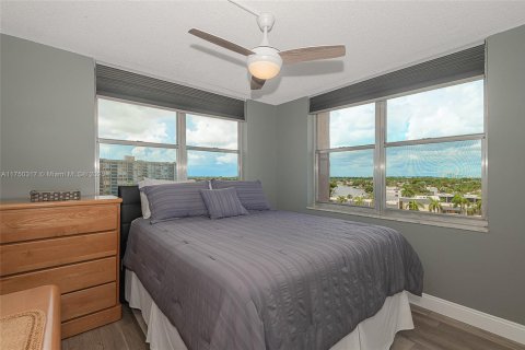 Condo in Pompano Beach, Florida, 2 bedrooms  № 1707297 - photo 13