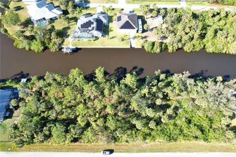Land in Port Charlotte, Florida № 1517771 - photo 7