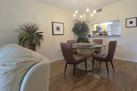 Condominio en alquiler en Bradenton, Florida, 2 dormitorios, 96.8 m2 № 1812733 - foto 7