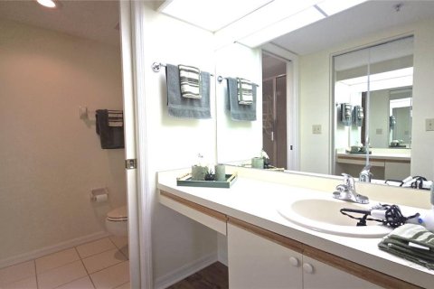Condominio en alquiler en Bradenton, Florida, 2 dormitorios, 96.8 m2 № 1812733 - foto 11