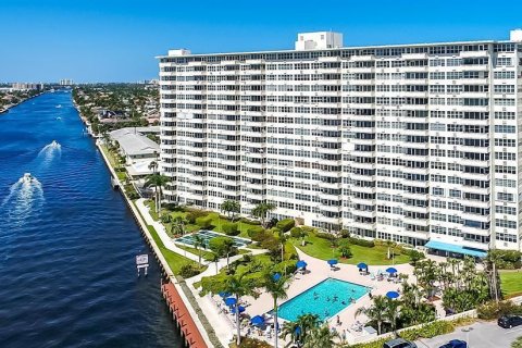Condo in Fort Lauderdale, Florida, 1 bedroom  № 2077596 - photo 2