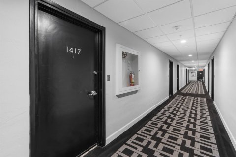Condo in Fort Lauderdale, Florida, 1 bedroom  № 2077596 - photo 4