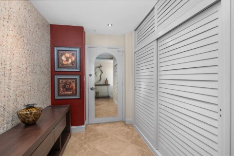 Condo in Fort Lauderdale, Florida, 1 bedroom  № 2077596 - photo 6