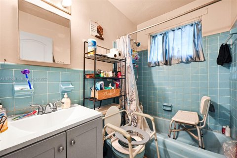 Casa en venta en Miami, Florida, 3 dormitorios, 96.62 m2 № 1893258 - foto 7