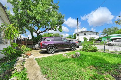Casa en venta en Miami, Florida, 3 dormitorios, 96.62 m2 № 1893258 - foto 18