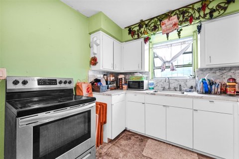 Casa en venta en Miami, Florida, 3 dormitorios, 96.62 m2 № 1893258 - foto 4