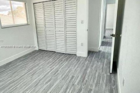 Снять в аренду виллу или дом в Майами, Флорида 3 спальни, № 1973979 - фото 7