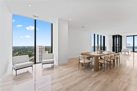 Copropriété à vendre à Tampa, Floride: 4 chambres, 517.19 m2 № 1905944 - photo 13
