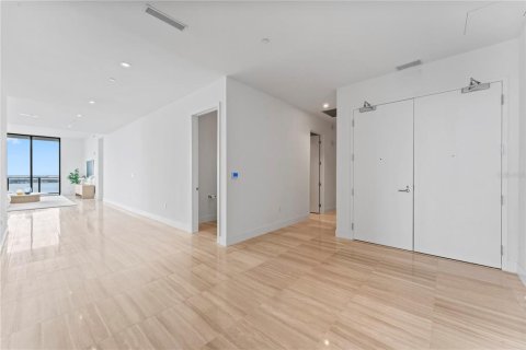 Copropriété à vendre à Tampa, Floride: 4 chambres, 517.19 m2 № 1905944 - photo 17