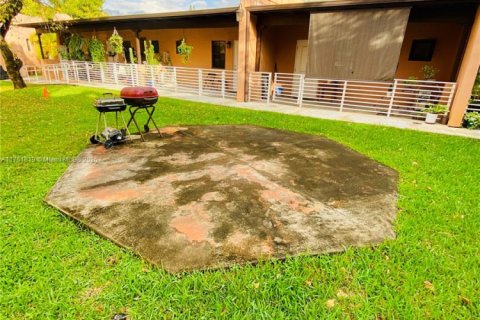 Купить коммерческую недвижимость в Майами-Спрингс, Флорида 1563.17м2, № 2035021 - фото 18