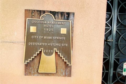 Купить коммерческую недвижимость в Майами-Спрингс, Флорида 1563.17м2, № 2035021 - фото 10