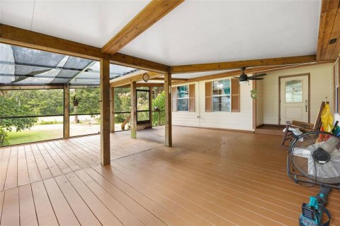 House in Ocklawaha, Florida 6 bedrooms, 306.95 sq.m. № 1895018 - photo 6