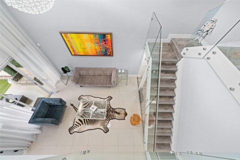 House in Doral, Florida 4 bedrooms, 187.29 sq.m. № 1897776 - photo 24