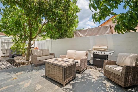 Adosado en venta en Tampa, Florida, 3 dormitorios, 193.42 m2 № 1687021 - foto 21