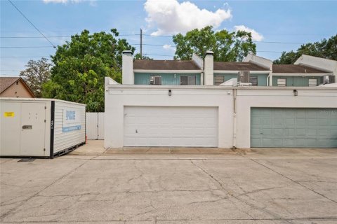 Adosado en venta en Tampa, Florida, 3 dormitorios, 193.42 m2 № 1687021 - foto 24