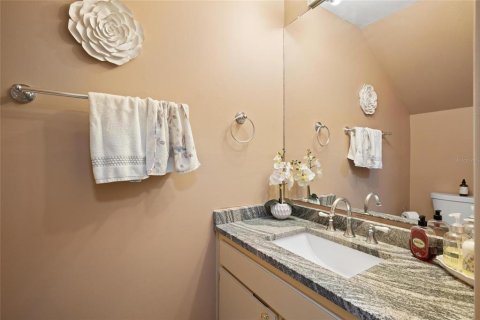 Adosado en venta en Tampa, Florida, 3 dormitorios, 193.42 m2 № 1687021 - foto 11