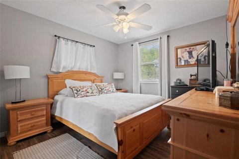 Adosado en venta en Tampa, Florida, 3 dormitorios, 193.42 m2 № 1687021 - foto 16