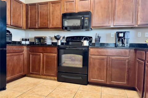 Condominio en venta en Doral, Florida, 3 dormitorios, 119.29 m2 № 2021313 - foto 15