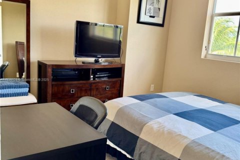 Condominio en venta en Doral, Florida, 3 dormitorios, 119.29 m2 № 2021313 - foto 25