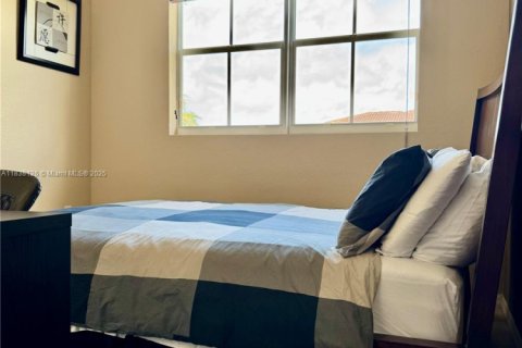 Condominio en venta en Doral, Florida, 3 dormitorios, 119.29 m2 № 2021313 - foto 24