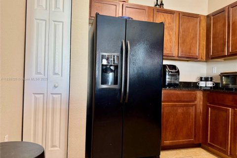 Condominio en venta en Doral, Florida, 3 dormitorios, 119.29 m2 № 2021313 - foto 14