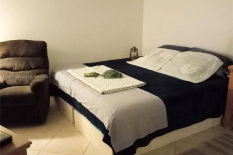 Copropriété à vendre à Coral Springs, Floride: 1 chambre, 87.7 m2 № 2020407 - photo 7