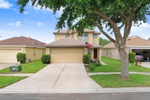 House in Tampa, Florida 3 bedrooms, 174.38 sq.m. № 1774652 - photo 3