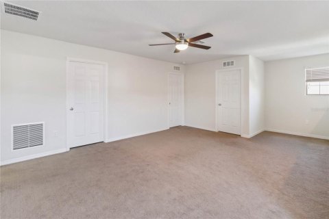 House in Kissimmee, Florida 4 bedrooms, 197.7 sq.m. № 1651983 - photo 12