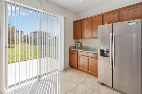 House in Kissimmee, Florida 4 bedrooms, 197.7 sq.m. № 1651983 - photo 10
