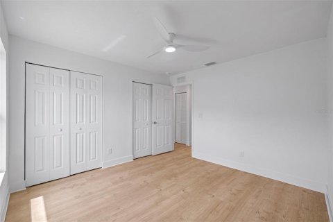 Villa ou maison à vendre à Largo, Floride: 3 chambres, 119.75 m2 № 1907634 - photo 18