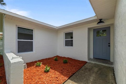 Villa ou maison à vendre à Largo, Floride: 3 chambres, 119.75 m2 № 1907634 - photo 5