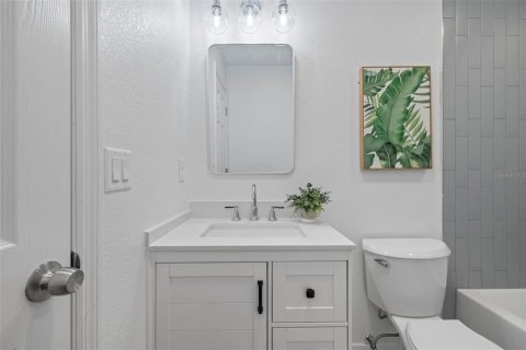 Villa ou maison à vendre à Largo, Floride: 3 chambres, 119.75 m2 № 1907634 - photo 21