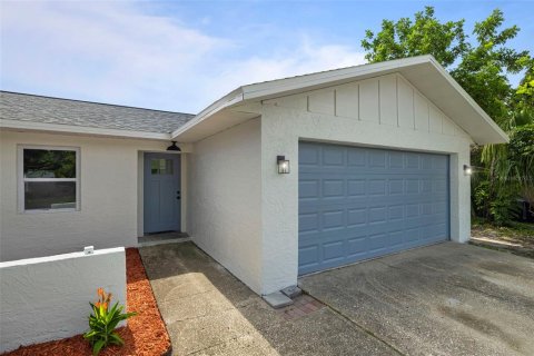 Villa ou maison à vendre à Largo, Floride: 3 chambres, 119.75 m2 № 1907634 - photo 4