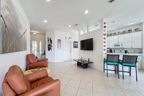 House in Groveland, Florida 3 bedrooms, 160.54 sq.m. № 2095905 - photo 16