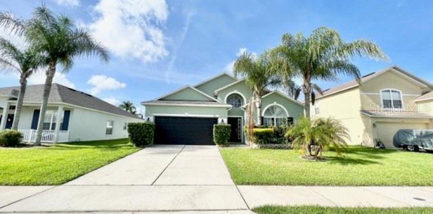 Villa ou maison à Sanford, Floride 4 chambres, 181.62 m2 № 2386643