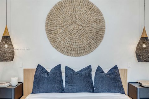 Casa en alquiler en Miami, Florida, 3 dormitorios, 469.34 m2 № 2054975 - foto 22