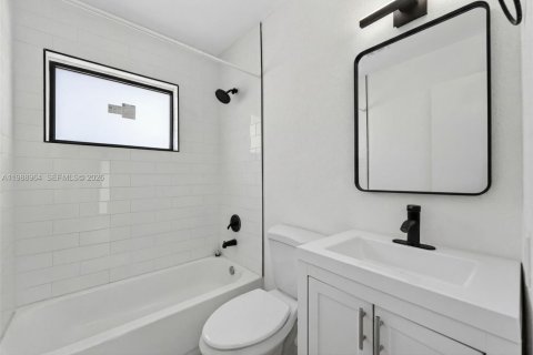 Apartamento en alquiler en Miami, Florida, 2 dormitorios № 2050756 - foto 15