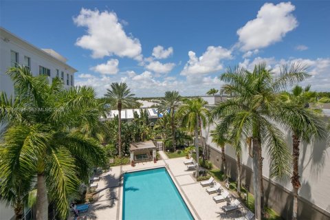 Снять в аренду кондоминиум в Форт-Лодердейл, Флорида 1 спальня, 70.23м2, № 2065384 - фото 24