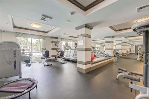 Снять в аренду кондоминиум в Форт-Лодердейл, Флорида 1 спальня, 70.23м2, № 2065384 - фото 25