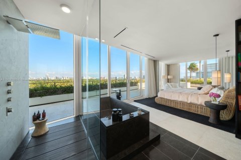 Copropriété à louer à Miami Beach, Floride: 2 chambres, 392.98 m2 № 1974265 - photo 8