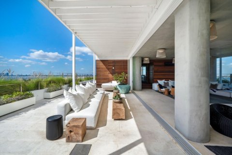 Copropriété à louer à Miami Beach, Floride: 2 chambres, 392.98 m2 № 1974265 - photo 18