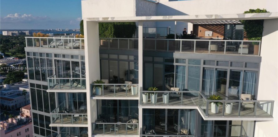 Condo à Miami Beach, Floride, 3 chambres № 1984737