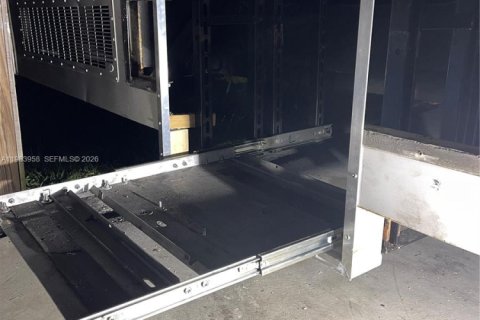 Купить коммерческую недвижимость в Катлер-Бей, Флорида № 2048504 - фото 16