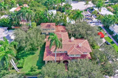 Casa en venta en Miami Beach, Florida, 6 dormitorios, 529.54 m2 № 1774606 - foto 10