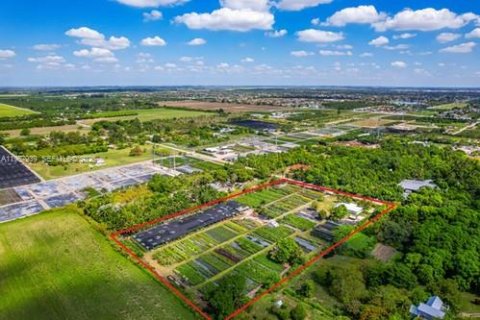 Casa en venta en Miami, Florida, 4 dormitorios № 2019839 - foto 26